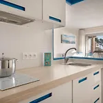 Face Pour 4 Personnes Порник